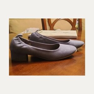 NEW Brash Brand Powder Blue Faux Suede Heels. Size 7.5 Women's. In Box!
